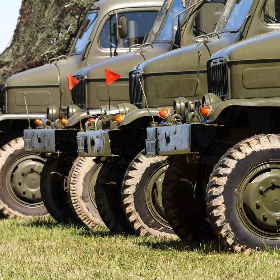 Schwingungsüberwachung für Besatzungen von Militärfahrzeugen